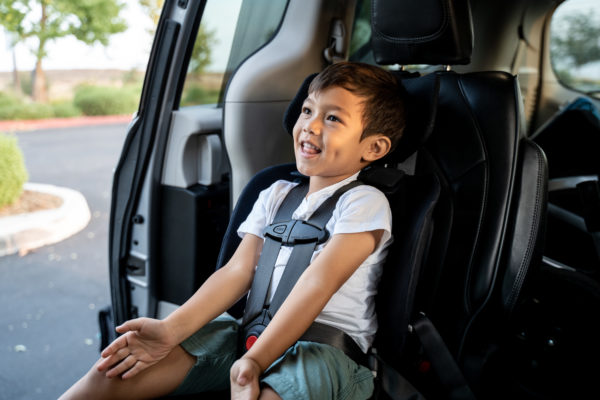 Traveling with car seats the easier way with WAYB’s Pico - Familee Travel